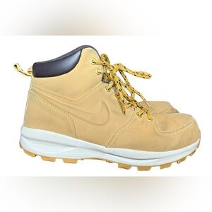 Nike Manoa Men’s Leather Boots Size 9